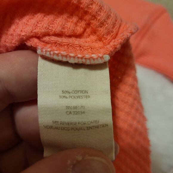 We the free neon peach colored over sized long-sleeved tee - Picture 3 of 6